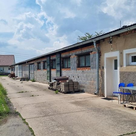 Apartmany Vinarstvi Klucov Lstibor 외부 사진